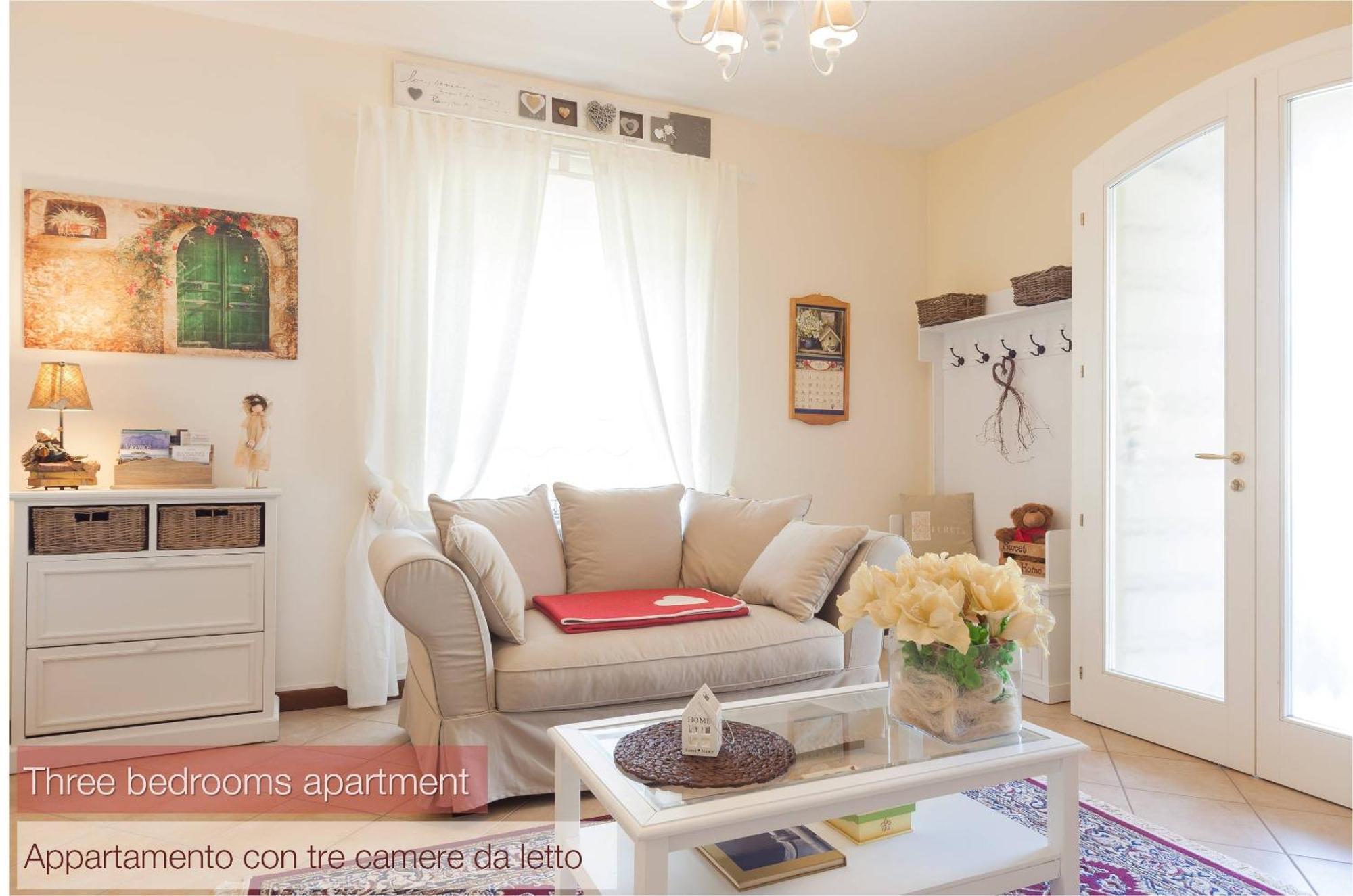Nina Guest House Longare 客房 照片