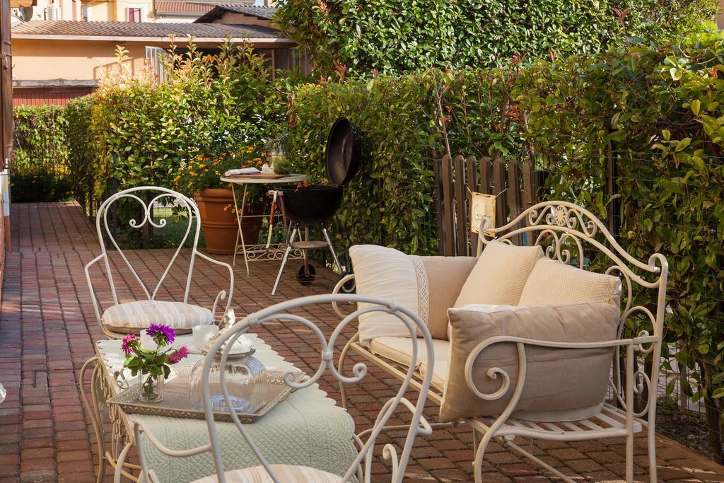 Nina Guest House Longare 外观 照片
